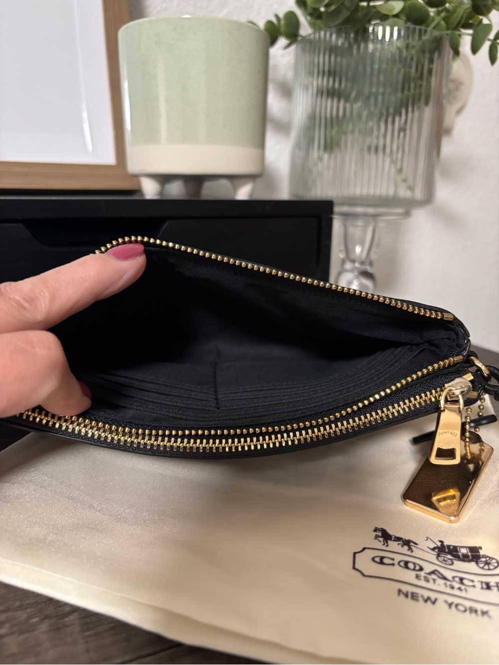 Coach Brown Signature Double Zip Wristlet w/Hang Tags & Dust Bag - Picture 5 of 11